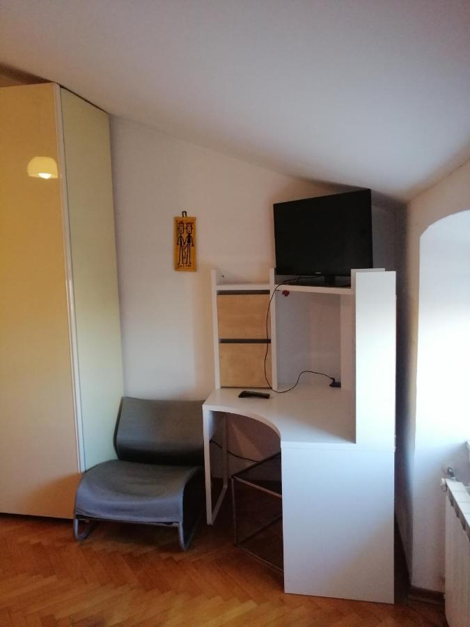 Apartment Kandler - Spacious And Confortable Trieste Eksteriør bilde