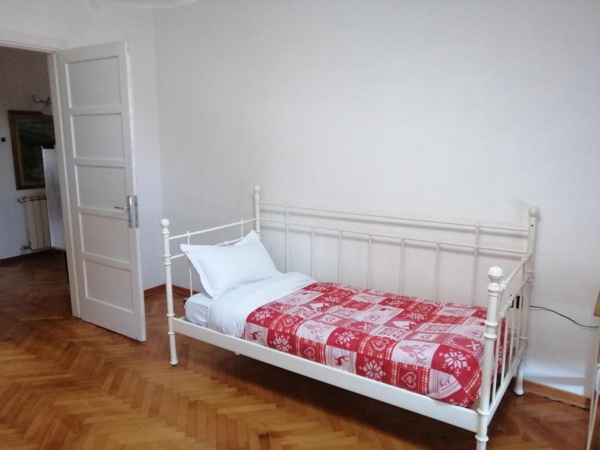 Apartment Kandler - Spacious And Confortable Trieste Eksteriør bilde