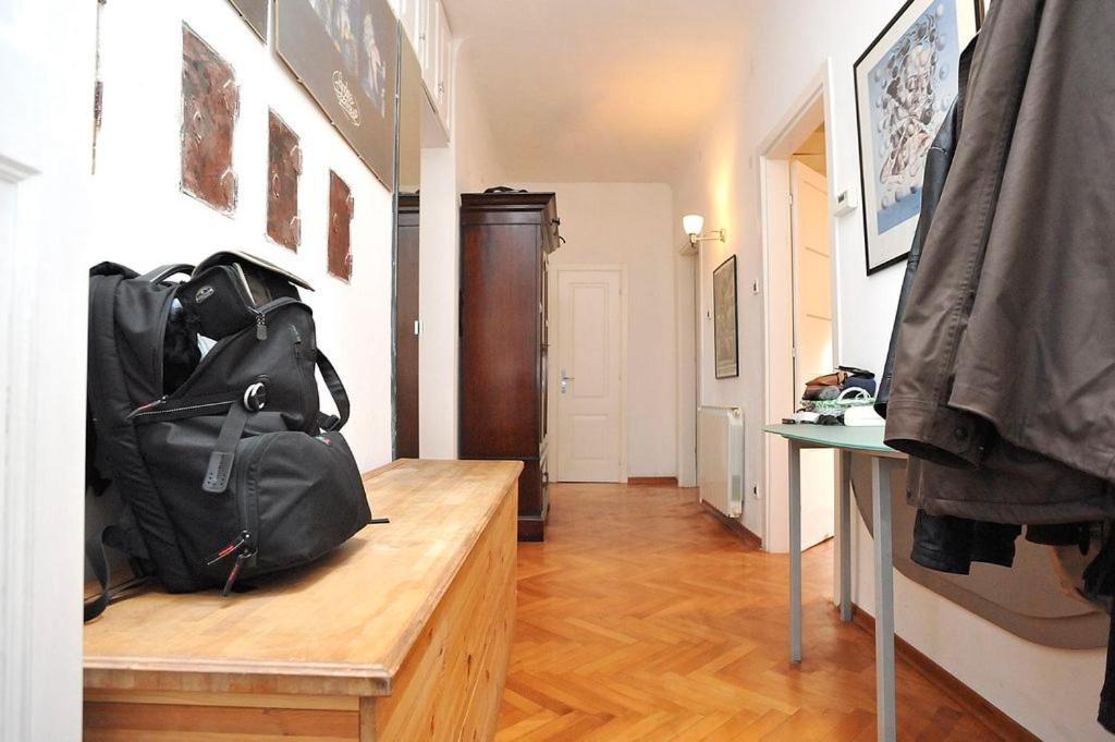 Apartment Kandler - Spacious And Confortable Trieste Eksteriør bilde